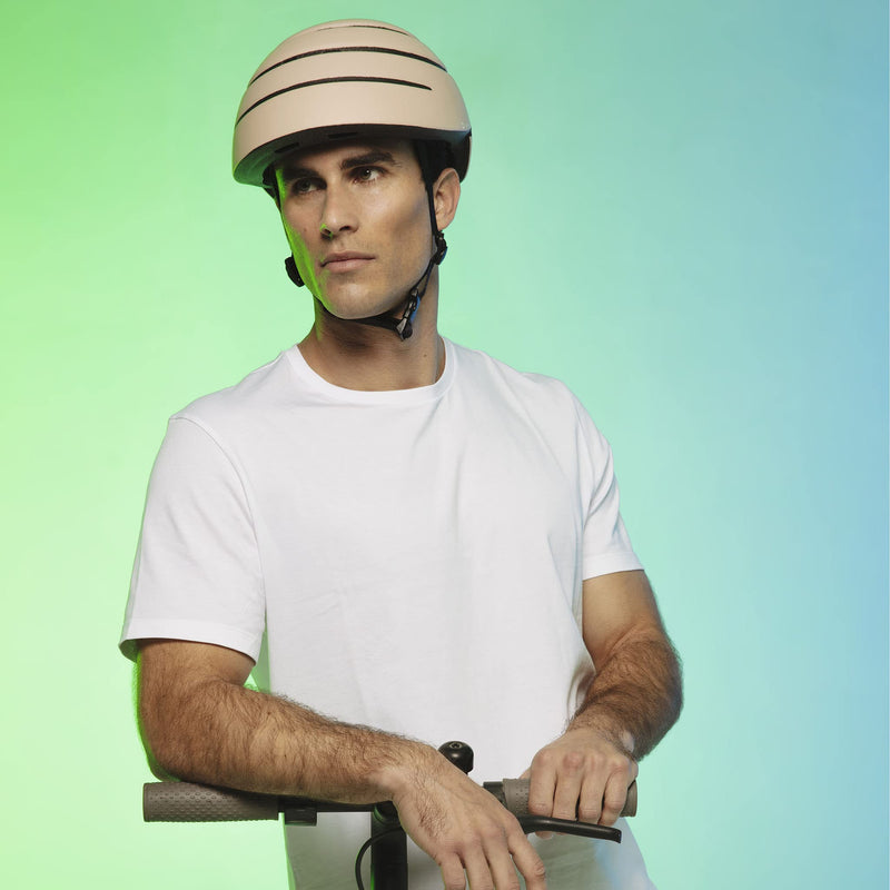 CLOSCA. Foldable helmet. The bike helmet for women and men. Certificate for bicycle, scooter, electric bicycle, inline skates and skateboards.