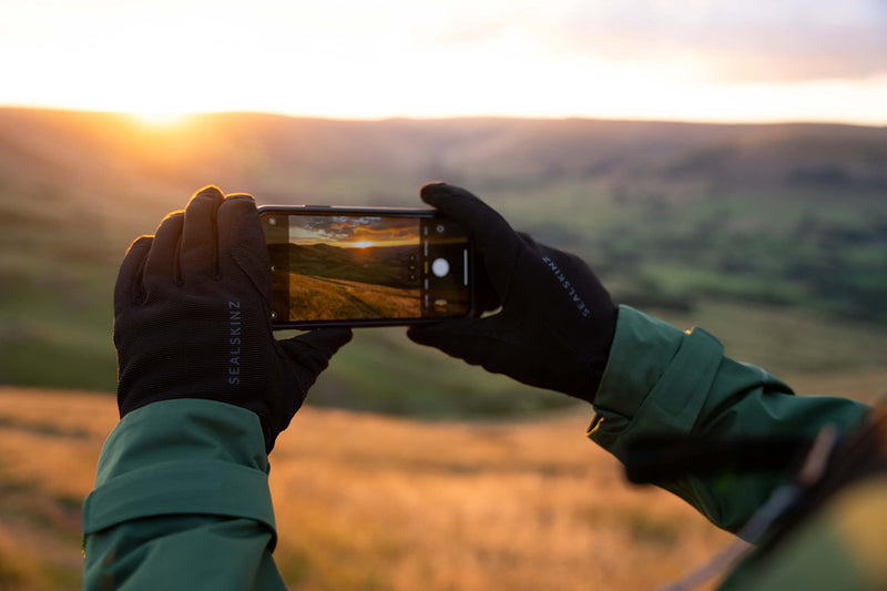 SEALSKINZ | Harling | Unisex Waterproof All Weather Gloves | For Cycling, Outdoor Work | Touch Screen Compatiable | Suede & Merino Wool